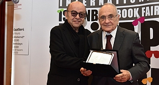 TÜYAP Kültür Fuarları Onur Ödülleri Sahiplerini Buldu