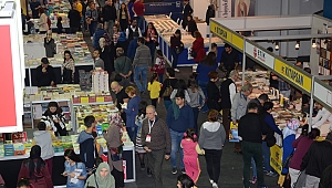 CNR Mersin Kitap Fuari devam ediyor