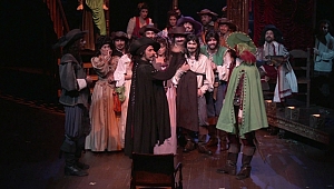 Şehir Tiyatroları'nda kasım ayında hangi oyunlar var?