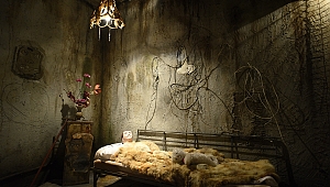 Gerçek ve kurgu bir arada: Roger Ballen Retrospektifi