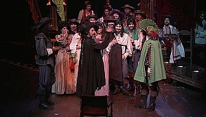 İBB Şehir Tiyatroları'nda bu hafta 18 oyun sahnelenecek