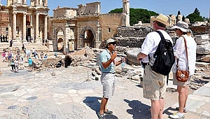 Türkiye'de 15 binin üzerinde turist rehberi var