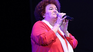 Selda Bağcan bu kez Amsterdam Strange Sounds From Beyond sahnesinde