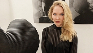 Çağdaş sanat dünyasında genç bir Türk küratör: Eda Özdoyuran