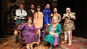 Ahududu oyunu yaz turnesine çıkıyor