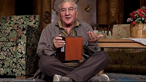 Ali Poyrazoğlu ‘Ödünç Yaşamlar’ ile tekrar izleyiciyle buluşuyor