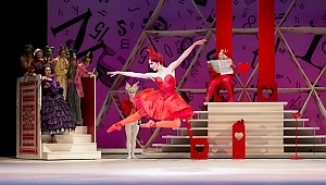 İngiliz Kraliyet Balesi’nden “Alice Harikalar Diyarında” yorumu