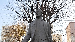 Namık Kemal kimdir?