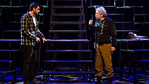 “Benim Adım Feuerbach” 22 yıl sonra perde açtı