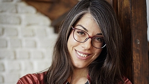 Melisa Üneri kimdir?