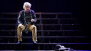 Selçuk Yöntem'den yeni oyun: Benim Adım Feuerbach