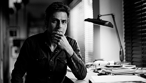 Teoman kendi hayatını yazdı: Fasa Fiso