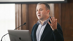 Prof. Dr. Utkan Demirci kimdir?