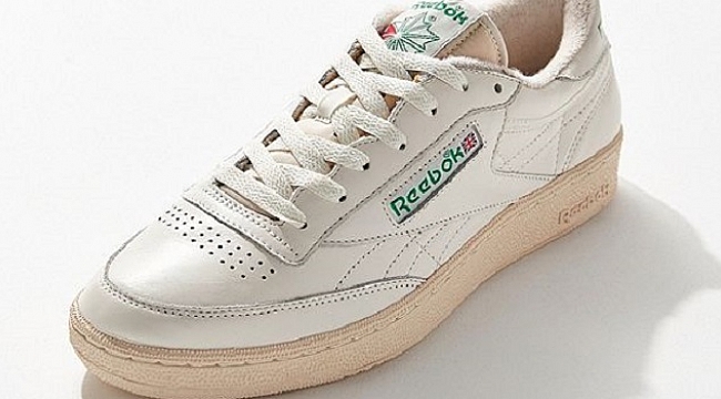 Reebok Sneaker herkesin dikkatini çekiyor