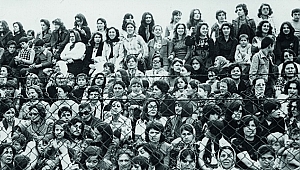 Kadınların gözünden bir tribün belgeseli: Mor Menekşeli Kadınlar