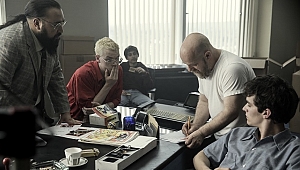 Netflix'in ilk ve tek interaktif filmi Black Mirror: Bandersnatch yayında