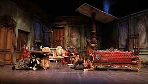 Şehir Tiyatroları'nda bu ay hangi oyunlar var?