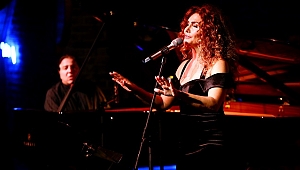 Serenad Bağcan’ın ilk solo albümü “Serenad” raflarda