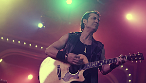 Kıraç Gülpembe şarkısına klip çekti