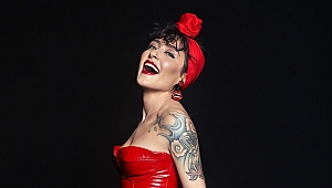 Melek Mosso’dan yeni tekli: Sarıla Sarıla