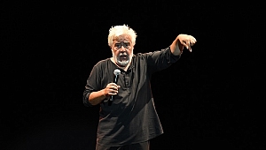 Uğur Yücel 'Azınlıkta Kaldık' ile turnede