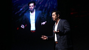 Mert Fırat: Teknolojiyle birlikte sanatta fırsat eşitliğini yakaladık