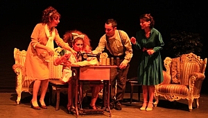 Erzurum Devlet Tiyatrosu 'Şapka' çıkarttı