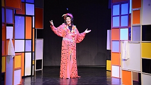 1 oyuncu, 34 karakter: Eyvah Nadir