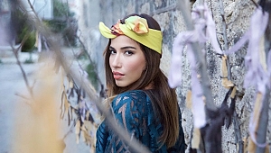 Burcu Güneş, 'Derman Sendedir' türküsüyle Zümrüdü Anka dizisine konuk oldu