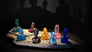 Cam heykel sanatçısı Ayşen Savcı'dan yeni sergi