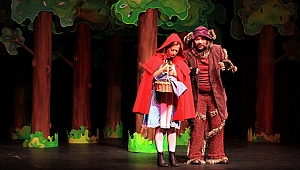 Eti Çocuk Tiyatrosu, evdeki çocukları tiyatro ile buluşturuyor