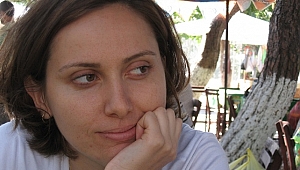 Tuğba Gürbüz: Kendisiymiş Gibi’de yer alan öyküler Batı’yı anlatıyor