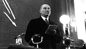  TBMM’nin kuruluşunun 100. yılında Atatürk’ün Mecli̇s konuşmaları kitap haline getirildi