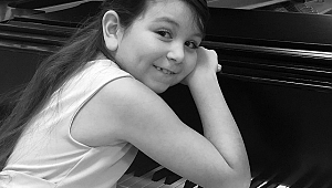 8 yaşındaki piyanist Ekin Ece Ay ile 10 yaşındaki dansçı Masal Su Zavrak EVDEFESTIVAL'e konuk oluyor