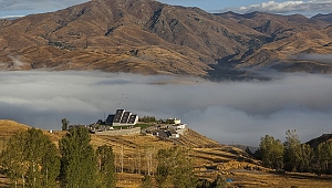 Anadolu’da kıraç bir tepeyi aydınlatan 20 yıl: Baksı Müzesi