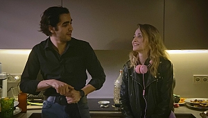 Can Evrenol'dan Çıplak dizisi