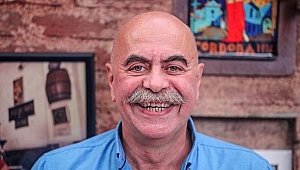 Ezel Akay: Hacivat ve Karagöz için ilk Cem Yılmaz’la görüştüm