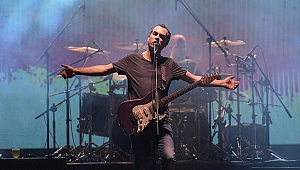 Harun Tekin doğum gününü online konserle kutluyor