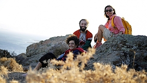 Omar ve Biz Fransa’dan 3 ödül ile döndü