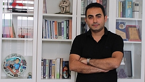  Beyhan Budak: Bu kitap, insanlara travmaları ile yüzleşmesi için bir fırsat sunuyor