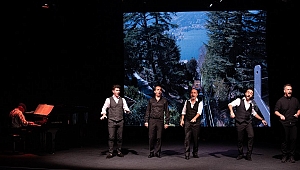 İstanbul Devlet Opera ve Balesi tenorlarından Napoliten Konseri