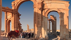 Palmira Antik Kenti görüntüleri, kalıntıları ve kültürel hatırasıyla kitap haline getirildi