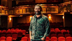 Şevket Çoruh: Bu onuru, tüm tiyatro emekçileri adına kabul ediyorum