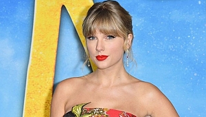 Taylor Swift 2020’de 1 milyon albüm satan ilk şarkıcı oldu