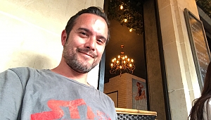 Evrim Altuğ kimdir? 