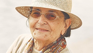 Gülten Akın şiirlerini Tilbe Saran, Hümay Güldağ ve Aslı Yılmaz seslendirecek