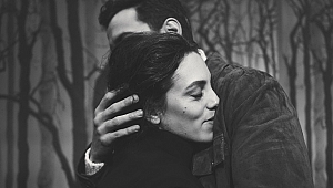 Öykü Karayel ve Selahattin Paşalı'dan Martı'ya yeni yorum