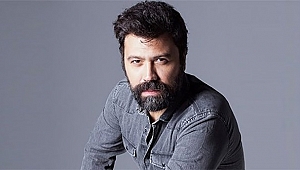 Bülent Emrah Parlak: Kimsenin tiyatroya bir hak vermesine gerek yok