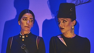 Ceren Moray ve Merve Dizdar’dan On İkinci Gece performansı 