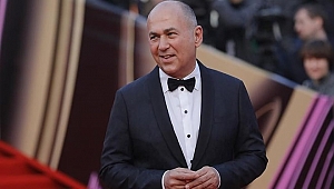 Ferzan Özpetek'in Cahil Periler'i dizi oluyor